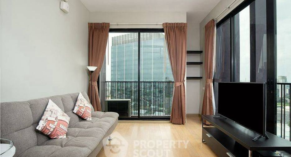 For rent 1 bed condo in Khlong Toei, Bangkok