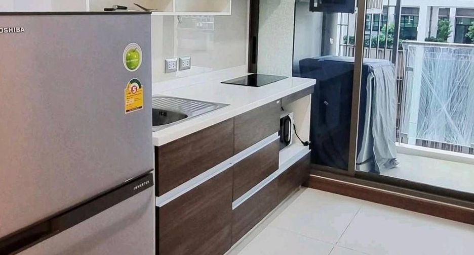 For rent 1 bed condo in Watthana, Bangkok