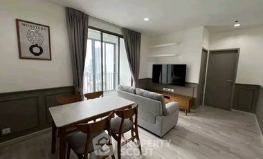For rent 2 bedrooms condo in Phra Khanong, Bangkok