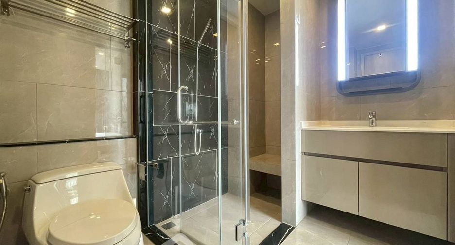 Condo en alquiler de 1 habitaciones en Huai Khwang, Bangkok