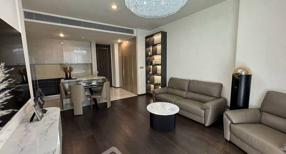 For rent 3 bedrooms condo in Khlong Toei, Bangkok