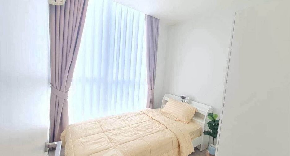 For rent 2 bedrooms condo in Huai Khwang, Bangkok