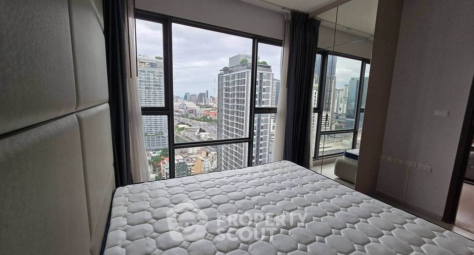 For rent 2 bedrooms condo in Huai Khwang, Bangkok