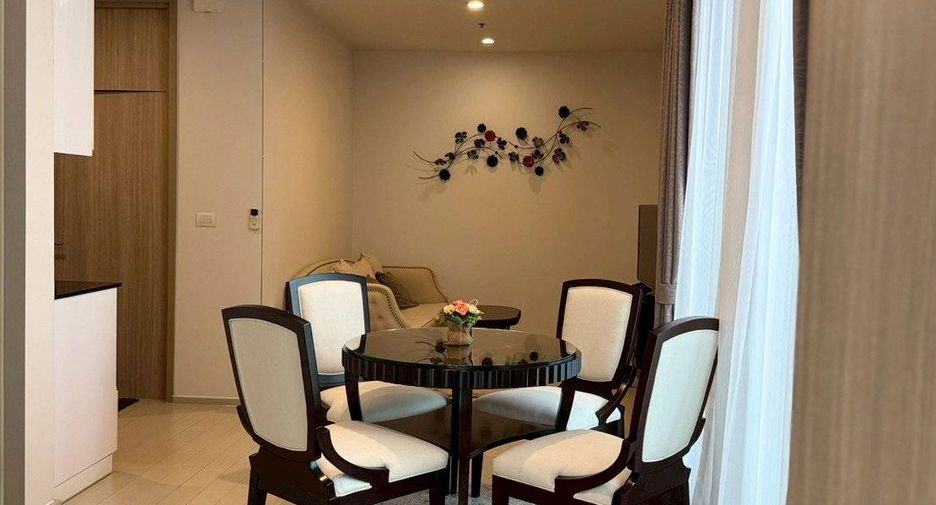 For rent 2 bedrooms condo in Pathum Wan, Bangkok