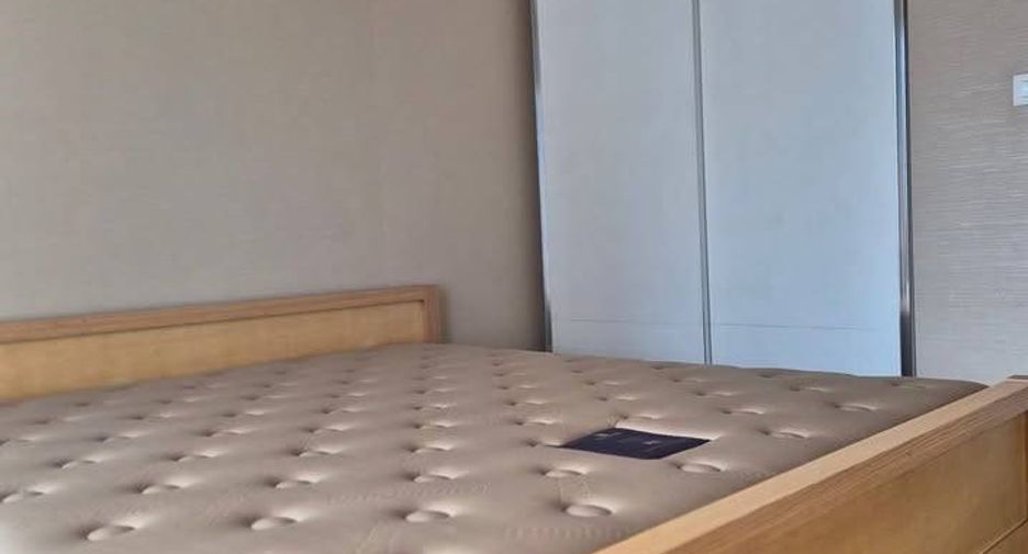 For rent 2 bedrooms condo in Chatuchak, Bangkok