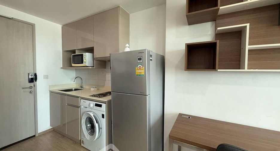 For rent 2 bedrooms condo in Bang Rak, Bangkok