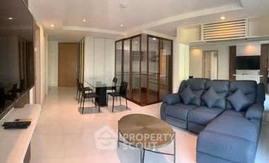 For rent 3 bedrooms condo in Khlong Toei, Bangkok