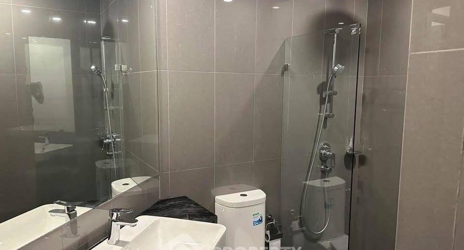 For rent 2 ベッドルーム condo in Bang Rak, Bangkok