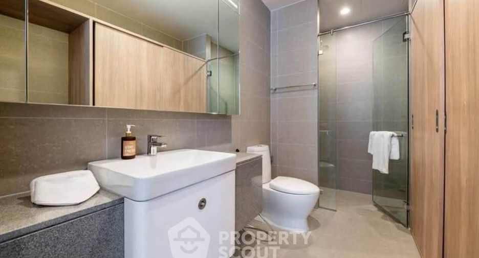 For rent 1 bed condo in Pathum Wan, Bangkok