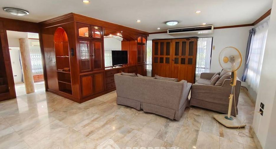 For rent 6 bedrooms house in Bang Lamung, Chonburi