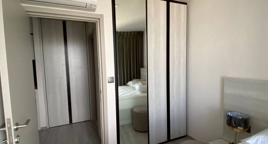 À louer 2 chambres condo à Phra Khanong, Bangkok