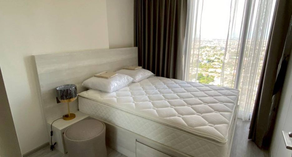 À louer 2 chambres condo à Phra Khanong, Bangkok