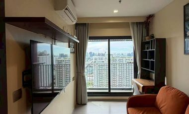 For rent 1 bed condo in Huai Khwang, Bangkok