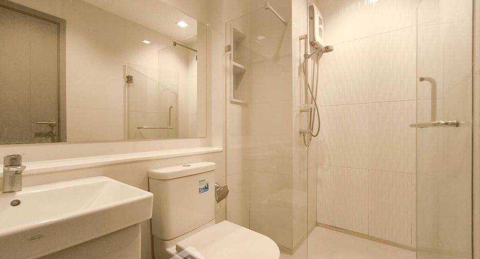For rent 1 bed condo in Huai Khwang, Bangkok