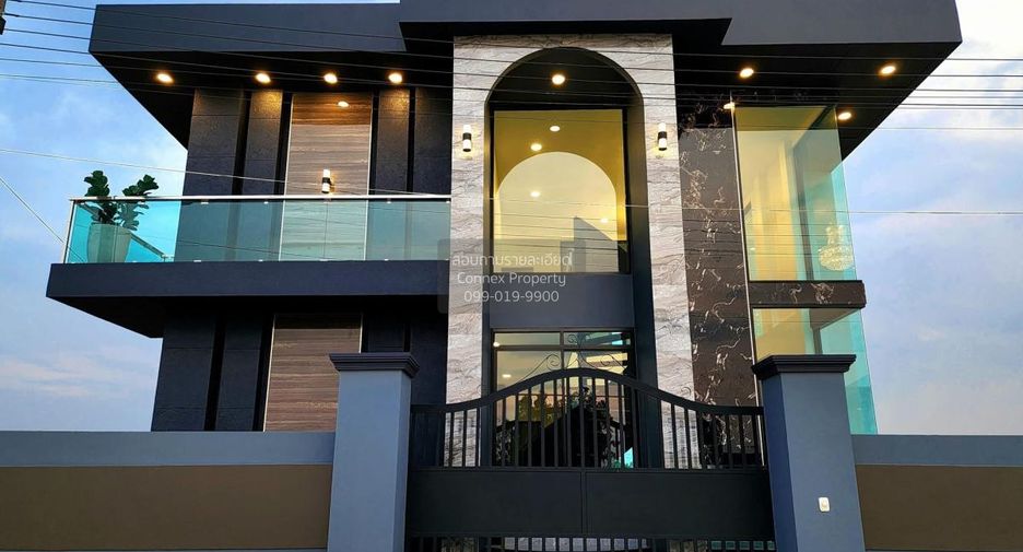 For sale 4 ベッドルーム house in Mueang Nakhon Pathom, Nakhon Pathom