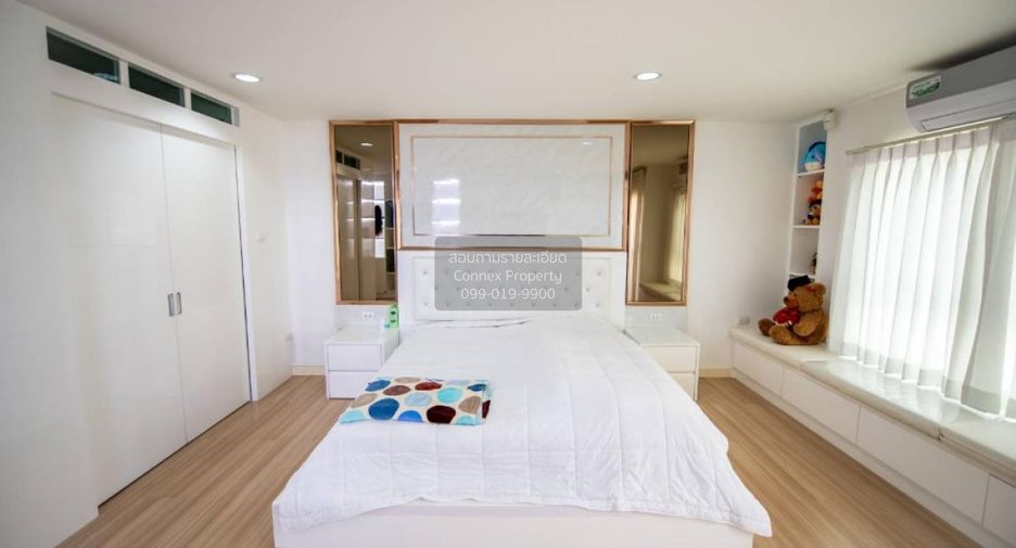 Casa adosada en venta de 4 habitaciones en Prawet, Bangkok