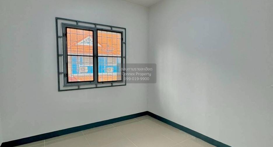 For sale 3 bedrooms townhouse in Sai Noi, Nonthaburi
