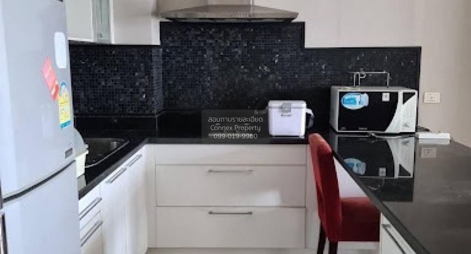 For sale 1 Beds condo in Khlong Toei, Bangkok