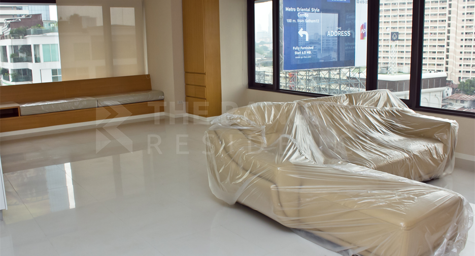 For rent 2 bedrooms condo in Sathon, Bangkok