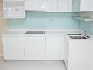 Condo en alquiler de 2 habitaciones en Sathon, Bangkok