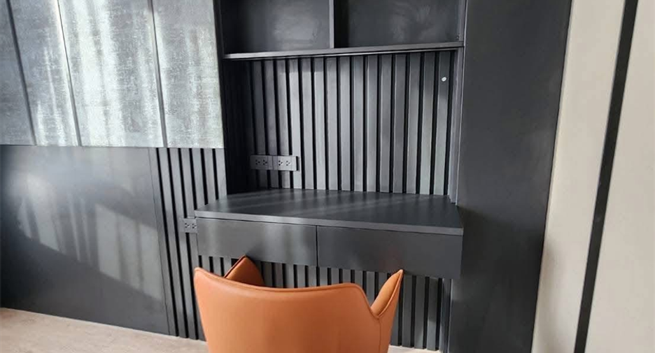 Condo en alquiler de 2 habitaciones en Huai Khwang, Bangkok