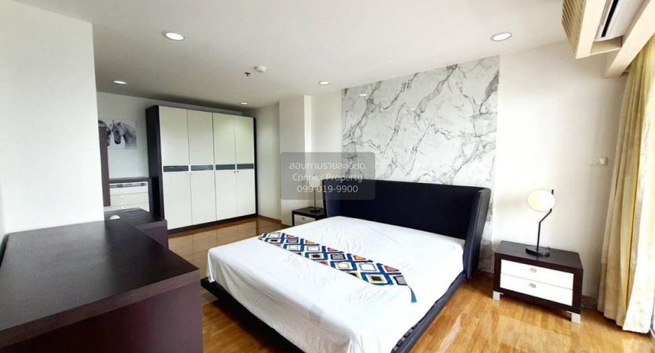 For rent 3 bedrooms condo in Bang Kho Laem, Bangkok