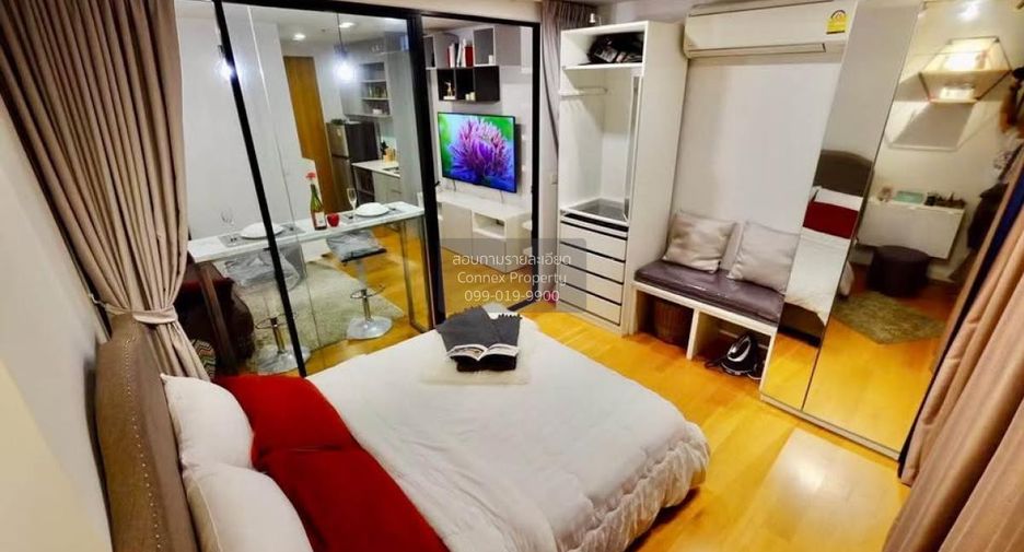 For rent 1 bed condo in Sathon, Bangkok