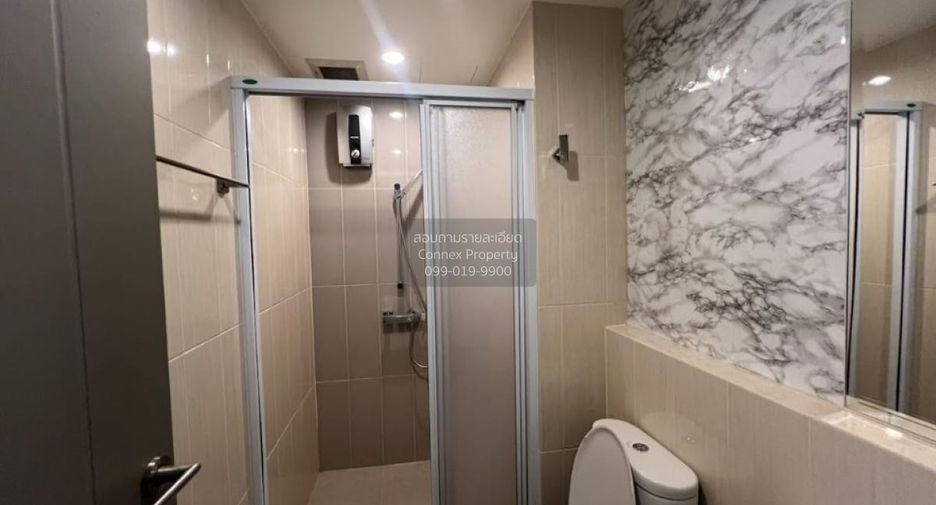 For rent 2 bedrooms condo in Huai Khwang, Bangkok
