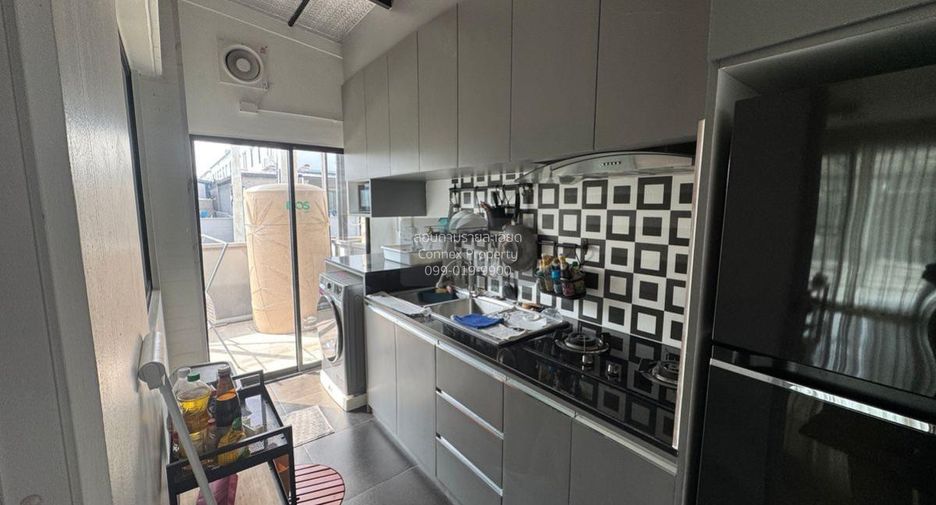 For rent 3 bedrooms townhouse in Mueang Nonthaburi, Nonthaburi