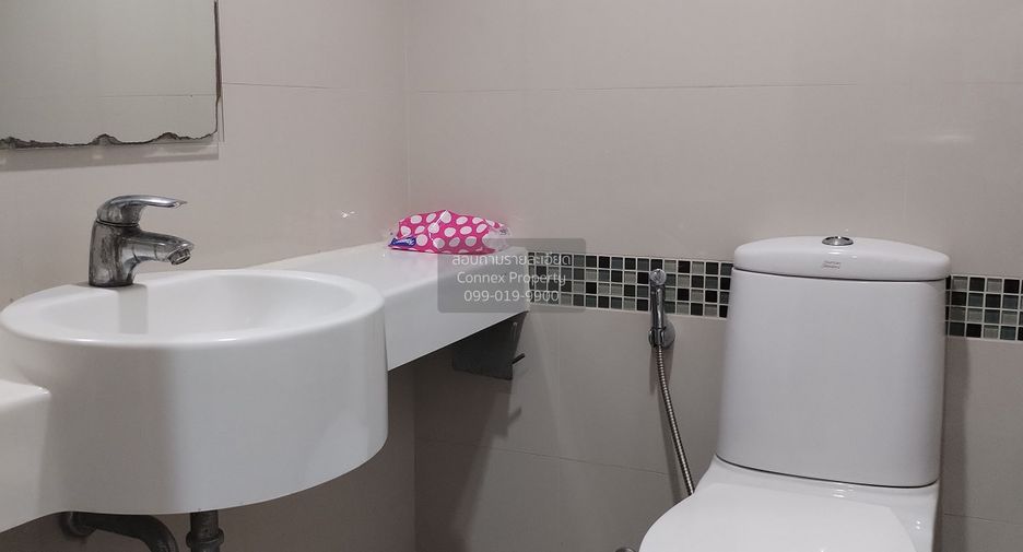 For rent 1 bed condo in Yan Nawa, Bangkok
