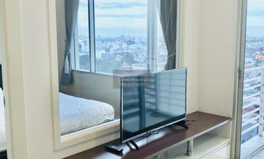 Condo en alquiler de 1 habitaciones en Khlong San, Bangkok