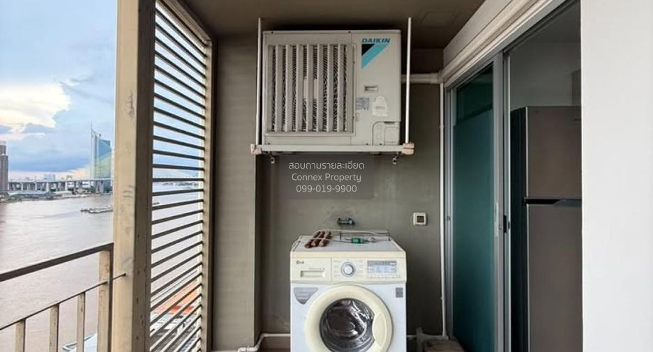 For rent 3 bedrooms condo in Yan Nawa, Bangkok