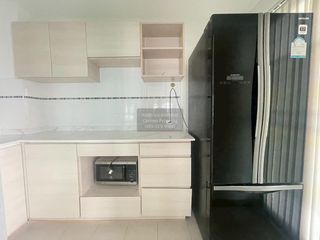 For rent 3 bedrooms condo in Yan Nawa, Bangkok