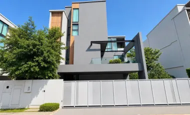For sale 4 ベッドルーム house in Saphan Sung, Bangkok
