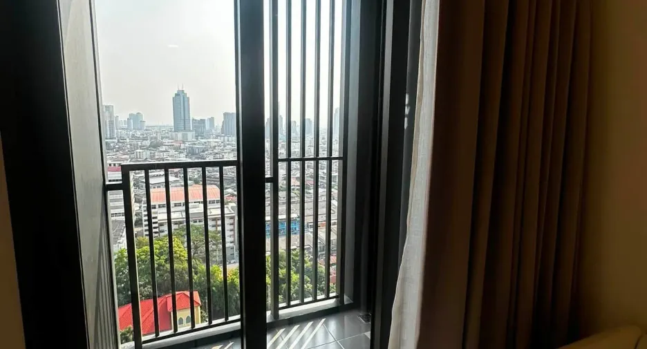For rent studio condo in Khlong San, Bangkok