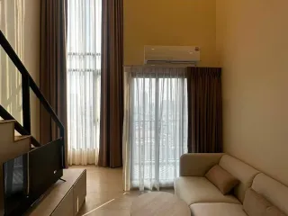 For rent studio condo in Khlong San, Bangkok