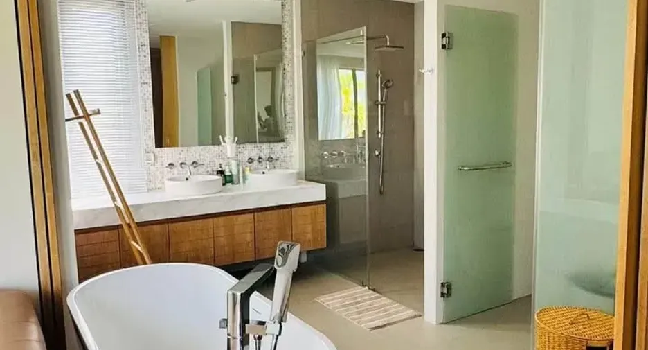 For rent 4 bedrooms villa in Thalang, Phuket