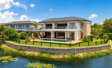 For sale 4 bedrooms villa in Thalang, Phuket