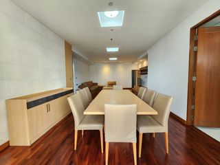 For rent 3 bedrooms condo in Khlong Toei, Bangkok