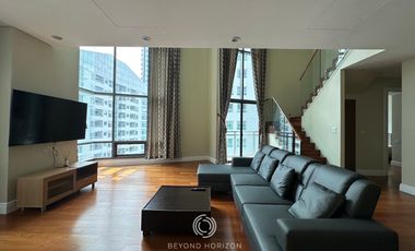 Condo en alquiler de 3 habitaciones en Khlong Toei, Bangkok
