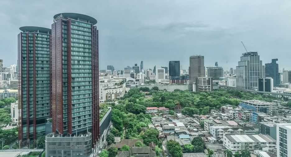 For rent 2 ベッドルーム condo in Pathum Wan, Bangkok