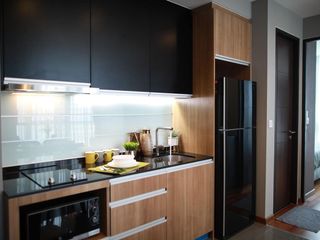 For rent and for sale 2 bedrooms condo in Pathum Wan, Bangkok