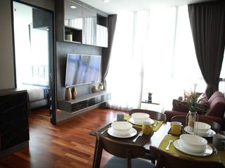 For rent and for sale 2 bedrooms condo in Pathum Wan, Bangkok