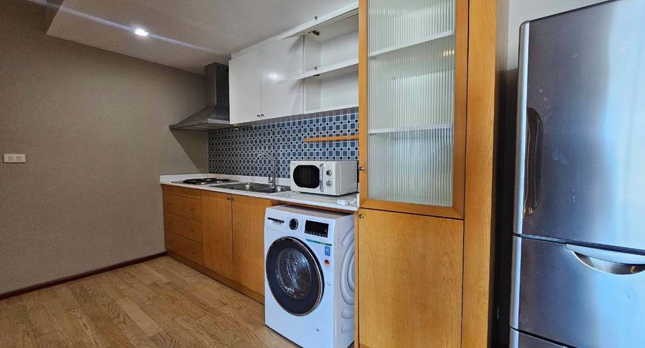 For rent and for sale 3 bedrooms condo in Khlong Toei, Bangkok