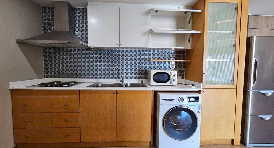 For rent and for sale 3 bedrooms condo in Khlong Toei, Bangkok
