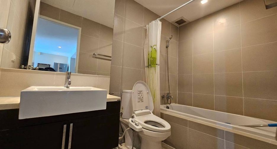 For rent and for sale 3 bedrooms condo in Khlong Toei, Bangkok