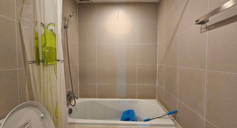 For rent and for sale 3 bedrooms condo in Khlong Toei, Bangkok