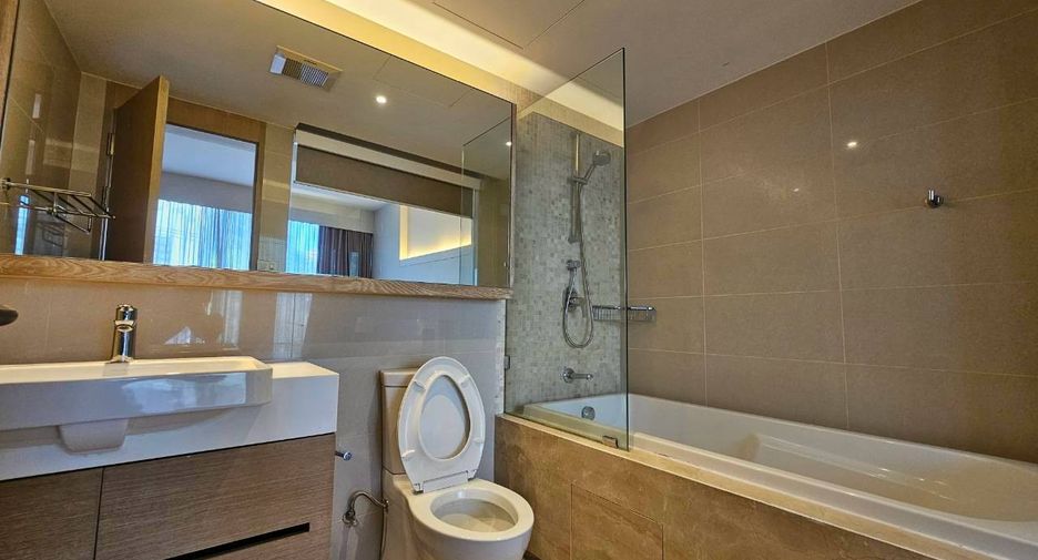 For rent 1 bed condo in Khlong Toei, Bangkok