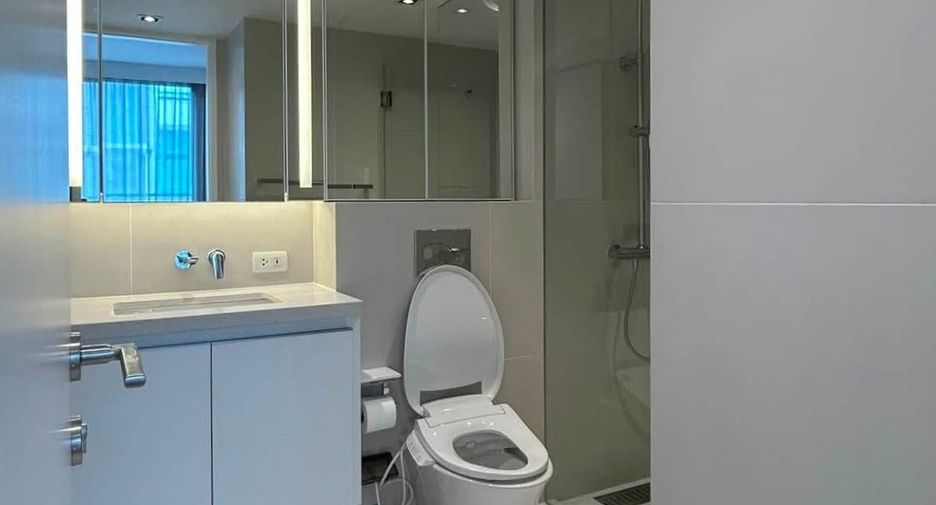 For rent studio condo in Watthana, Bangkok