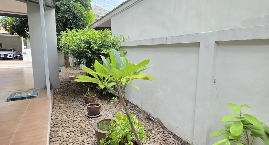 Haus zum Kauf mit 3 Zimmer in Bang Lamung, Chonburi